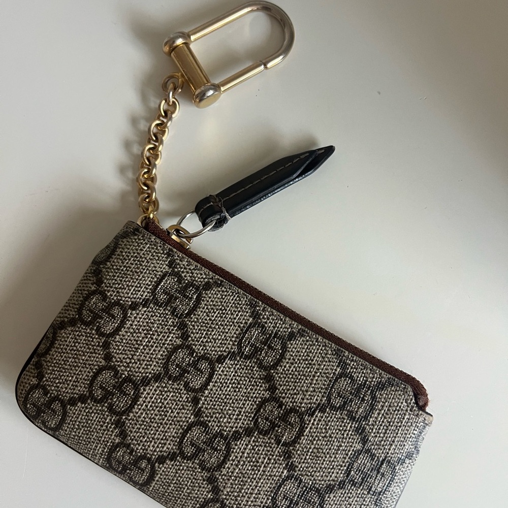 Gucci Monogram Beige and Brown Key Holder